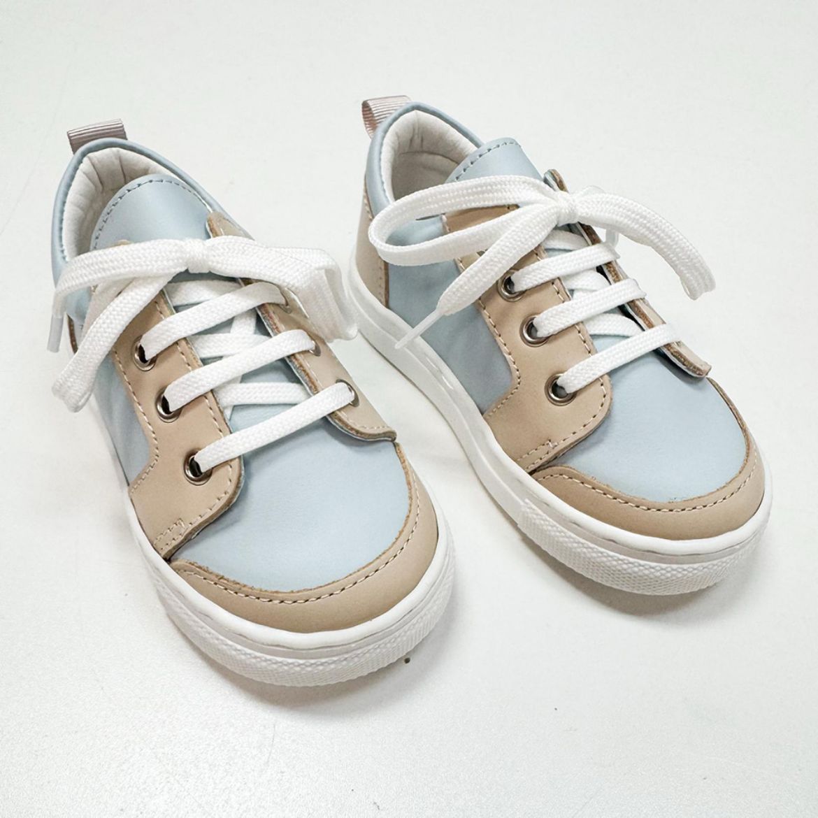 Picture of Borboleta Boys Nico Blue & Beige Trainers