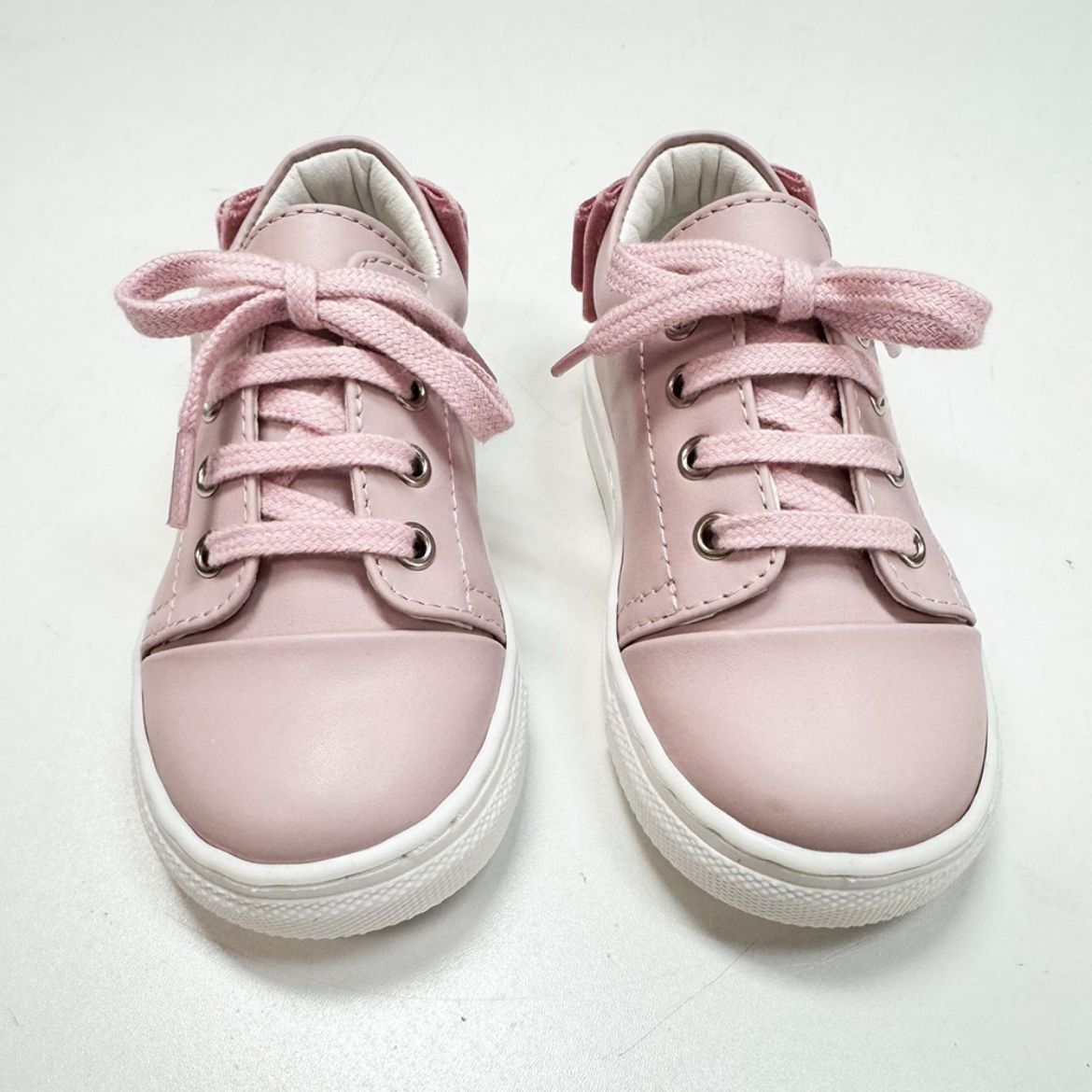 Picture of Borboleta Girls Sara Pink Trainers with Velvet Bow
