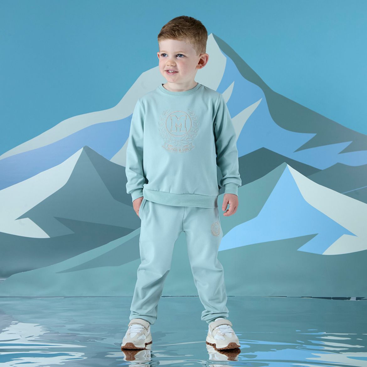 Picture of Mitch & Son Jaxon Icey Jade Crest Embroidery Crewneck Tracksuit